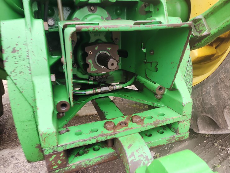 john-deere-8420-image-27