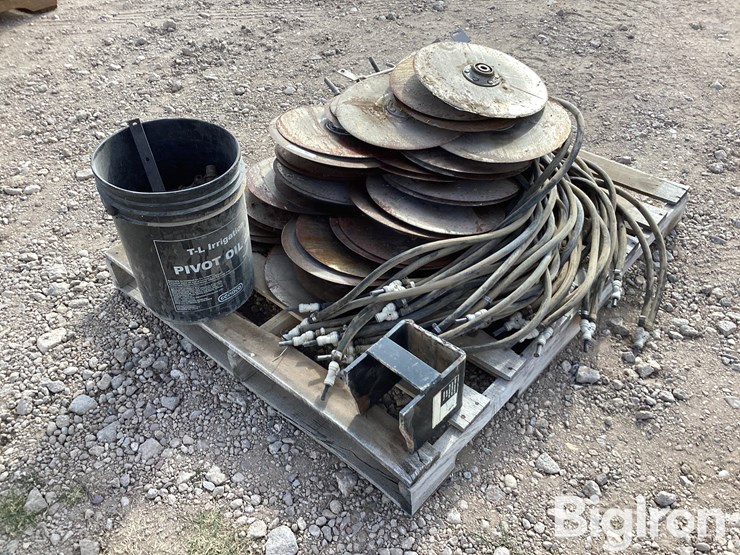 liquid-fertilizer-hose-brackets-&-discs-image-1