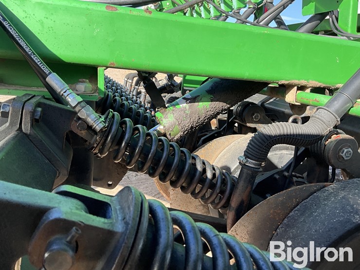 john-deere-1560-image-17