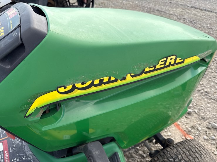 john-deere-340-image-21