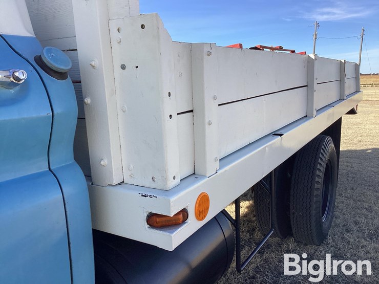 1962-chevrolet-c60-image-17