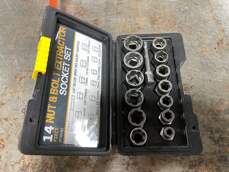 #2318-•-new-14-piece-nut-and-bolt-extractor-socket-set-(cw)-image-4