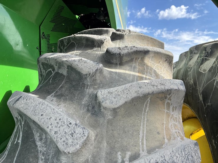 2014-john-deere-s680-image-9