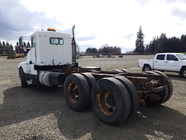 1987-kenworth-t600-image-7