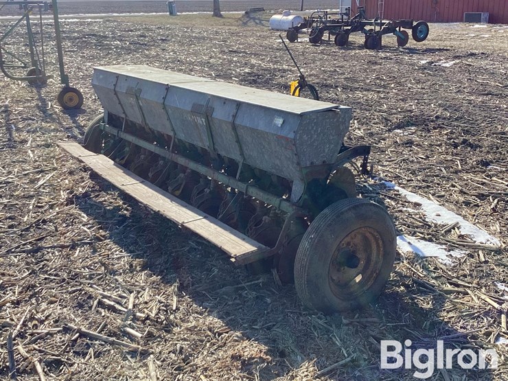 john-deere-b-image-5