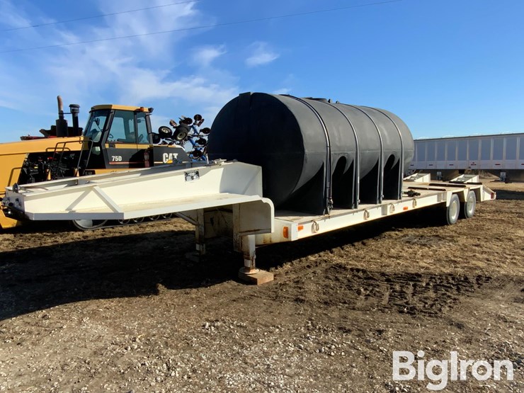 1984-trail-eze-rg-3018-c2-t/a-fixed-neck-lowboy-sprayer-tender-trailer-image-1