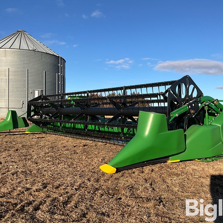 2011 JOHN DEERE 620F