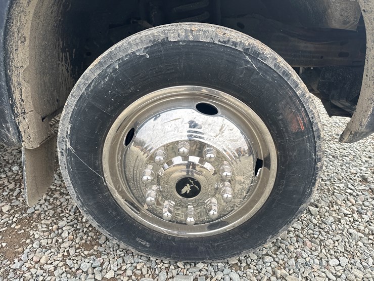 2005-ford-f550-image-53