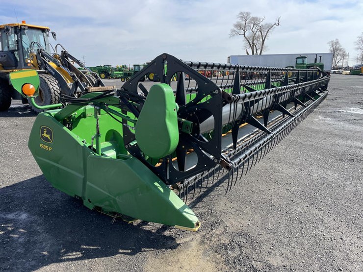 2014-john-deere-635f-image-17