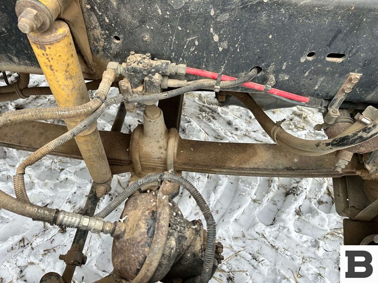 1999-freightliner-fld120-image-24