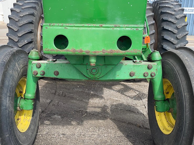 1983-john-deere-4450-image-30