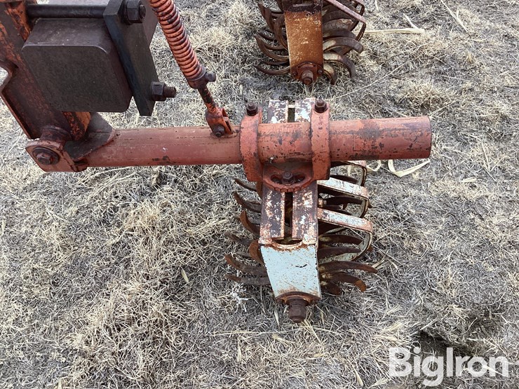 lilliston-40’-17r15-cultivator-image-15