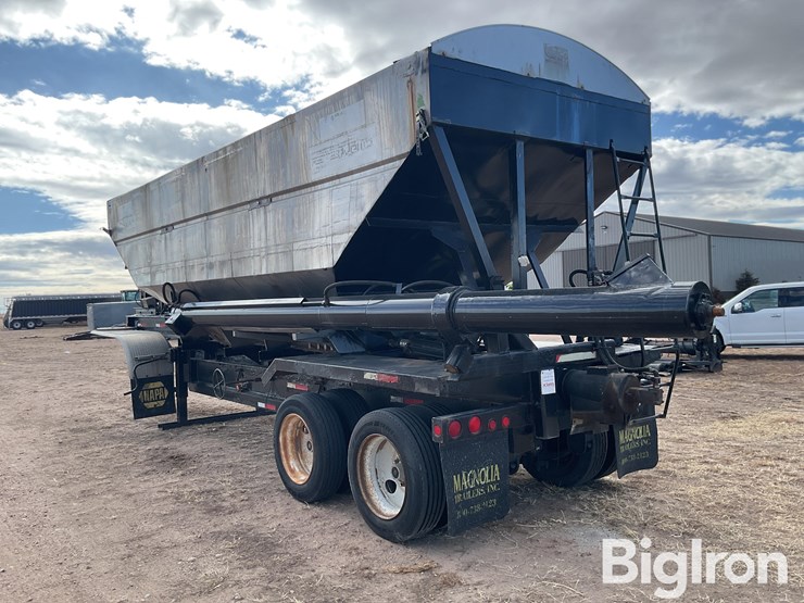 2001-magnolia-trailer-image-7