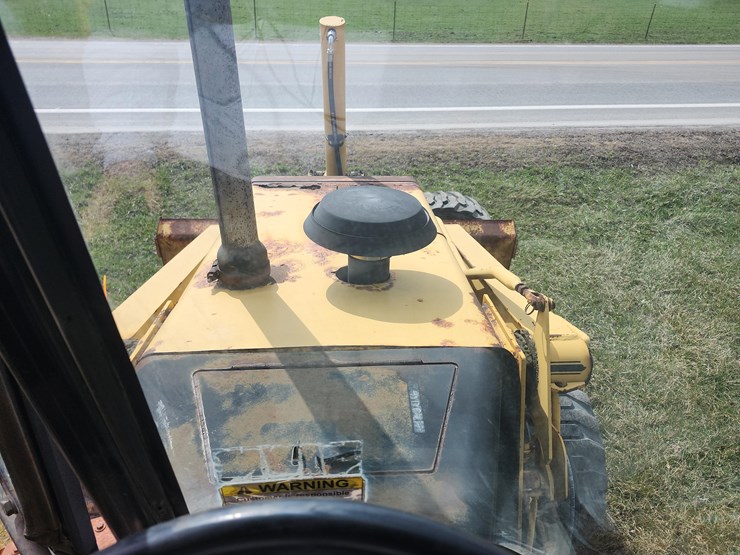 tag-#271,-1997-jd-310e-backhoe-image-18