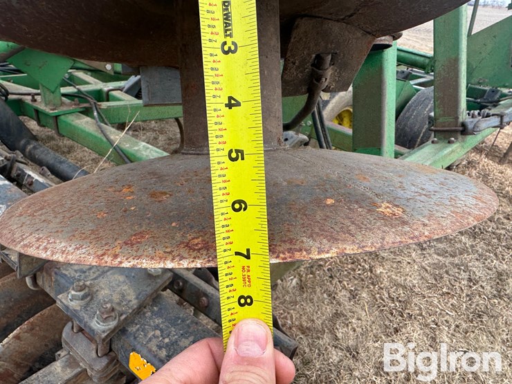 john-deere-726-image-17