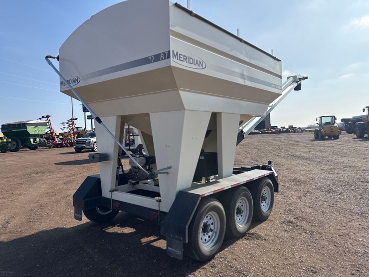 2021-meridian-375rt8-image-9