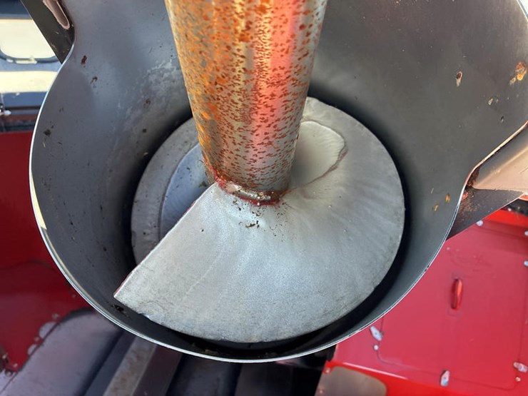 2012-case-ih-8230-image-92