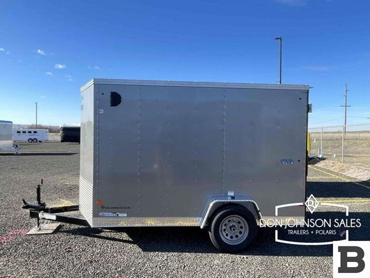 2023-c&b-10-6x10+16"-enclosed-cargo-trailer-image-5