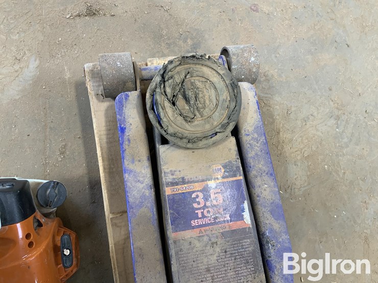 napa-3.5t-floor-jack-image-9