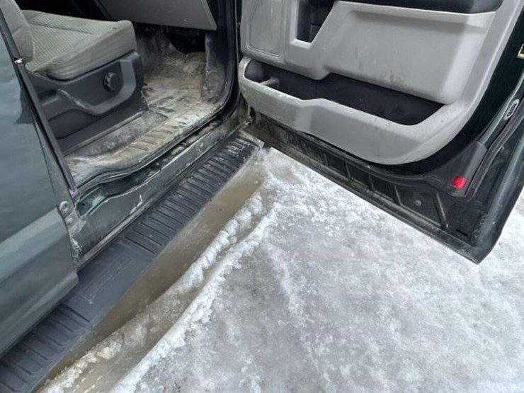 2016-ford-f150-xlt-image-24