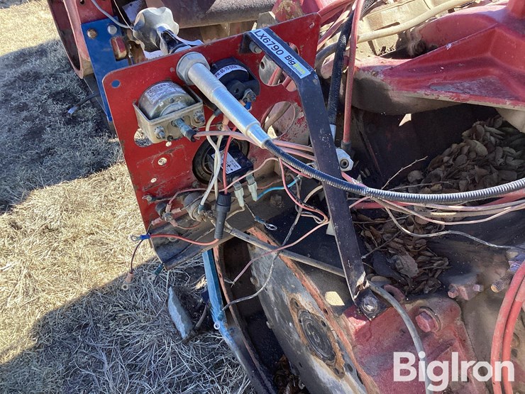 2009-international-605-image-14