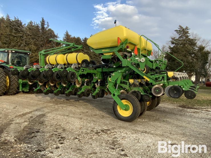 2006-john-deere-1790-ccs-image-17