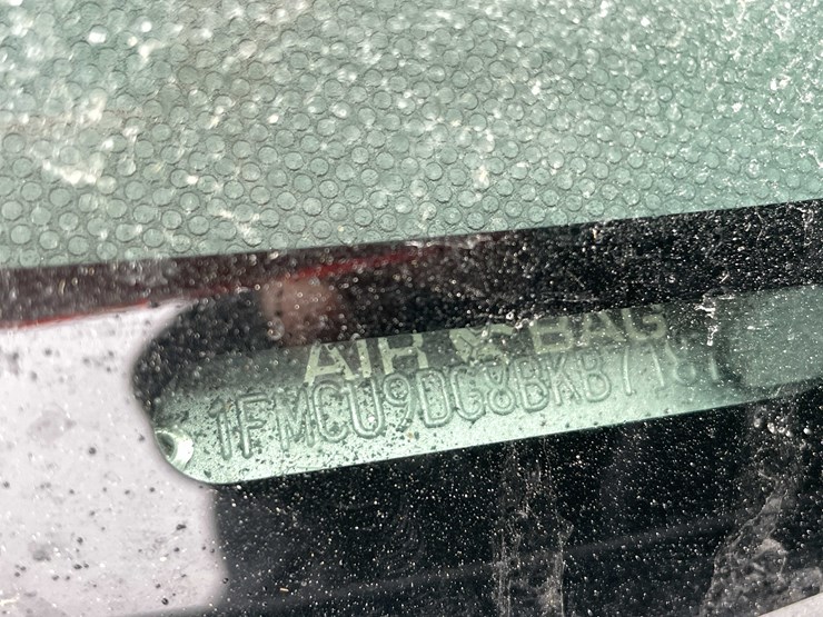 2011-ford-escape-image-65