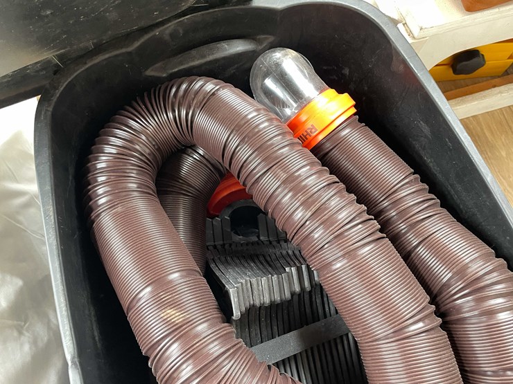 #1435-•-1978-airstream-land-yacht-31'---fully-remodeled,-road-ready-(has-wi-title)-(of)-image-110