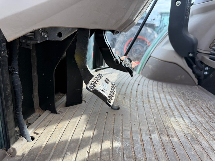 2024-john-deere-5130m-image-20