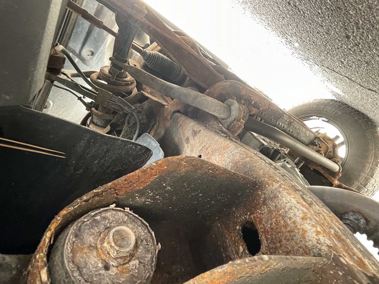 #1429-•-2008-white-chevy-silverado-(has-wi-title)-(of)-image-25