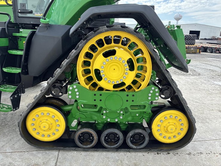 2024-john-deere-8rx-410-image-72