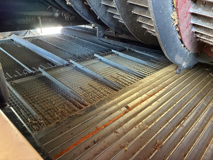 2012-case-ih-8230-image-82