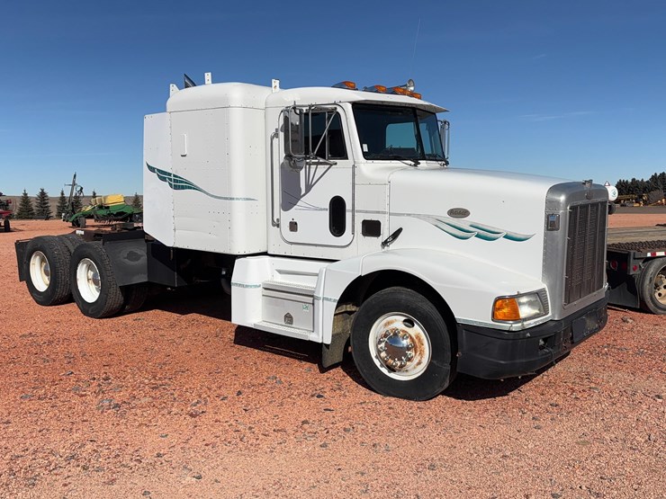 1993-peterbilt-377-image-90