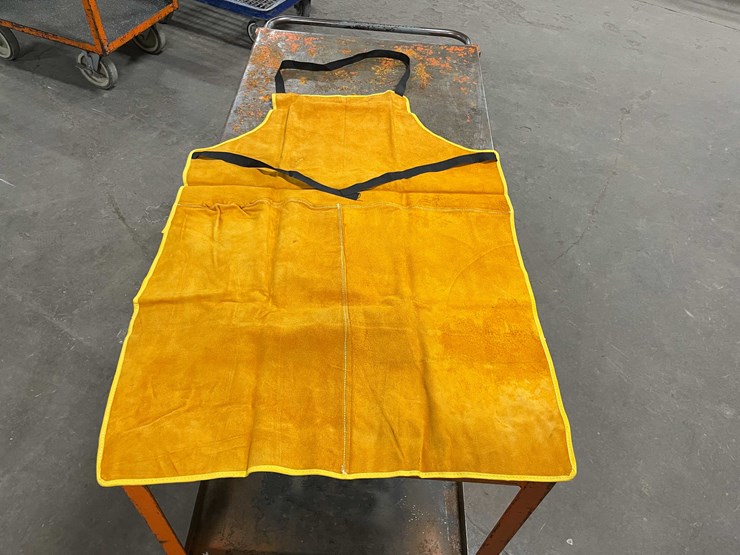 #2330-•-new-long-cowhide-welding-apron-(cw)-image-3