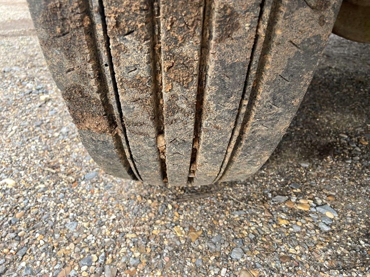 1999-international-4700-image-23