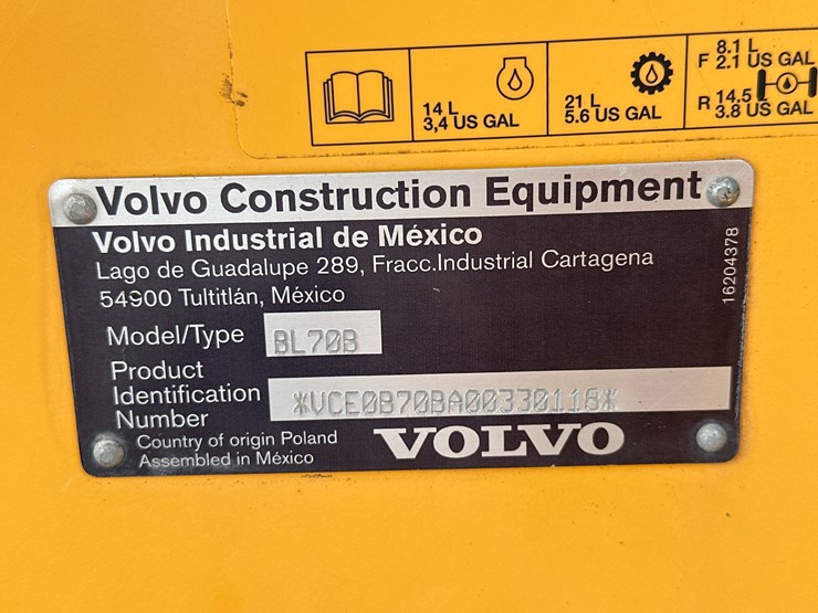 2012-volvo-bl70b-image-121