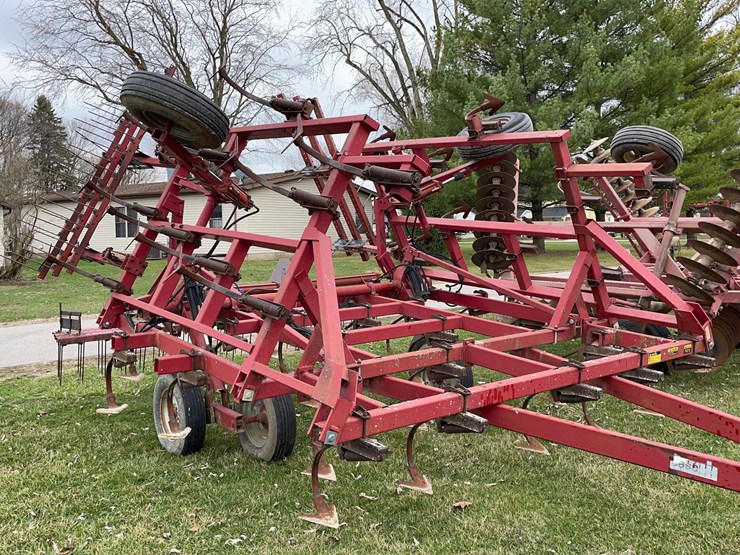 case-ih-4600-image-13