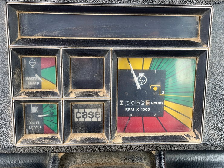 tag-#56,-1979-case-2290-tractor-image-19