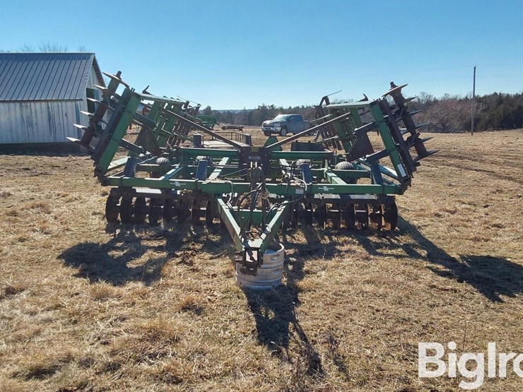 john-deere-724-image-2