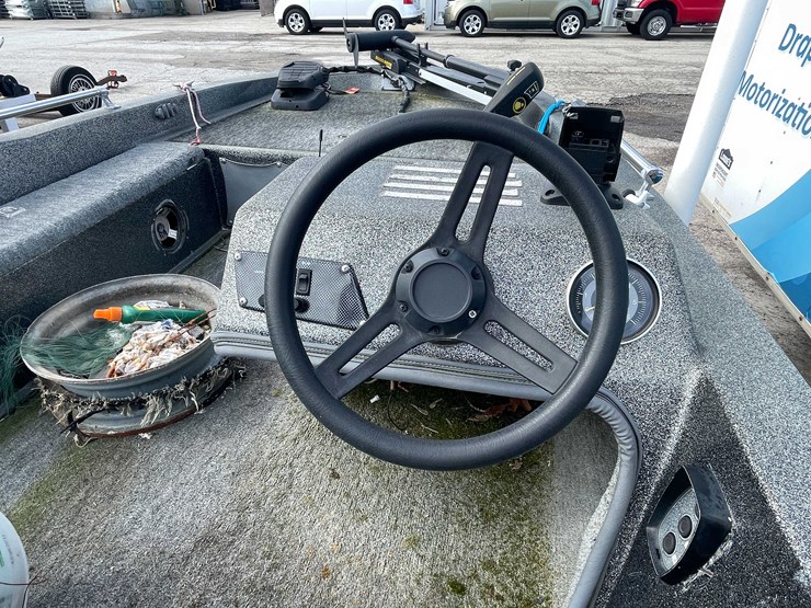 #1436-•-1992-glasstream-145-deluxe-14'-boat-(no-title)-(of)-image-11