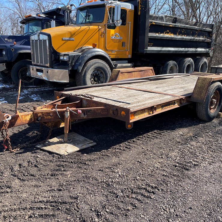 2000 DYNAWELD TRAILER