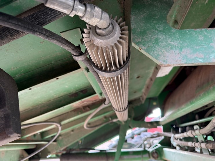 2009-john-deere-9870-sts-image-26