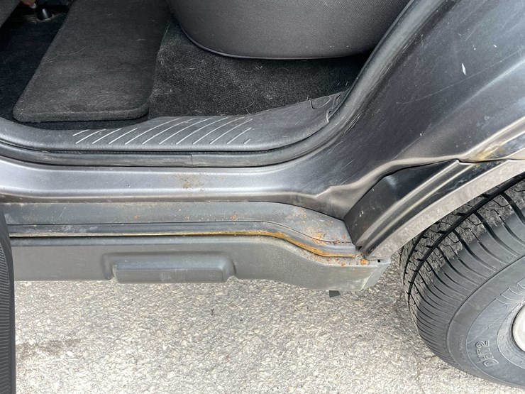 2011-ford-escape-image-60