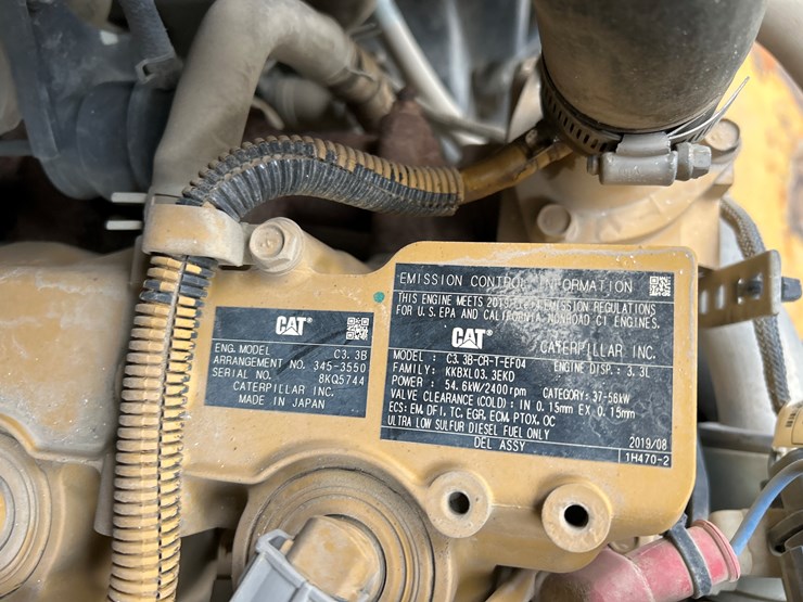 caterpillar-246d3-image-37