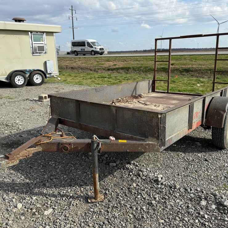 #38649 • 10’ S/A Utility Trailer