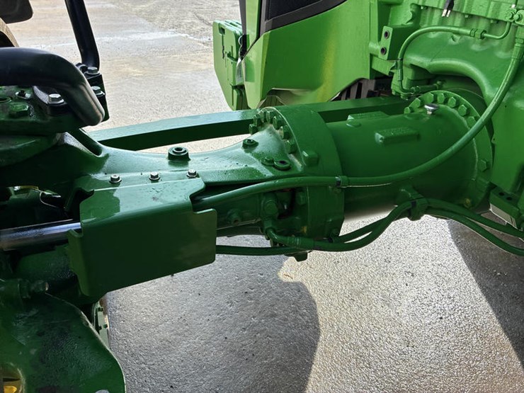 2023-john-deere-8rx-370-image-39