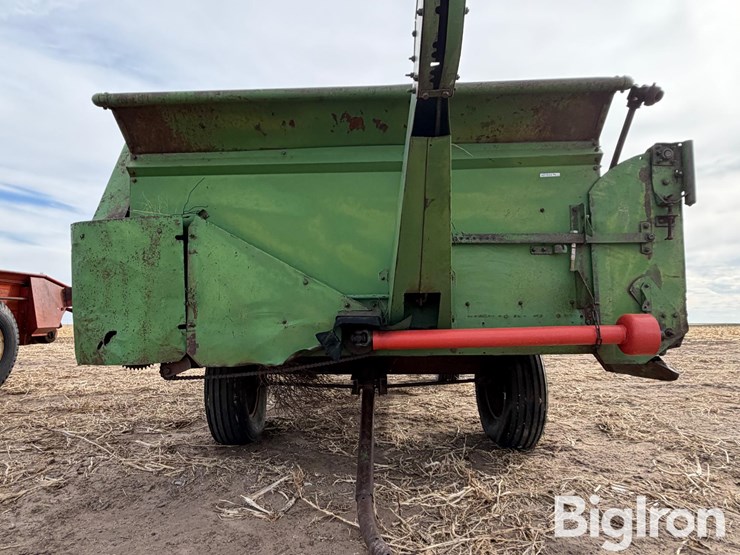 john-deere-112-image-10