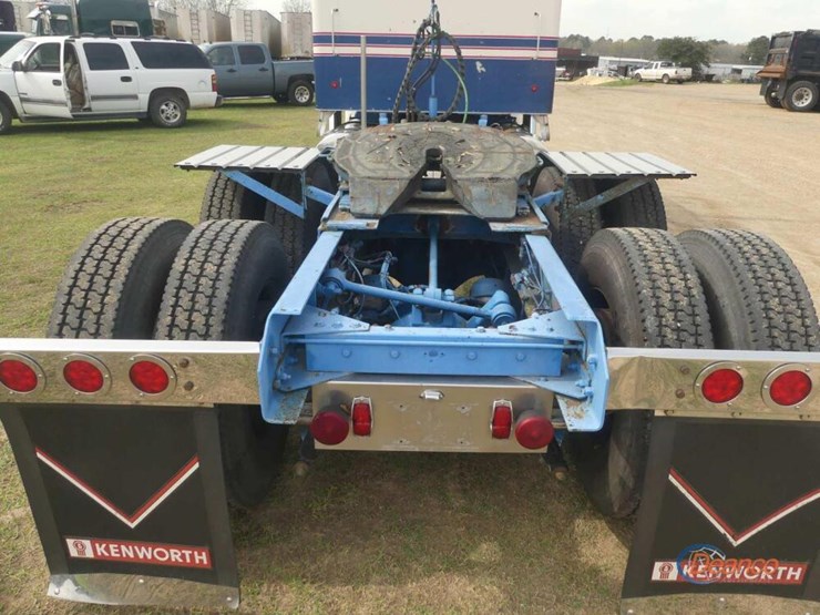 1973-kenworth-w925a-truck-tractor,-s/n-133656:-1693-ta-cat,-425hp,-18-sp.,-4:11-rears,-air-ride,-wet-kit-image-7