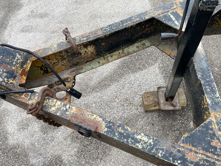 #1434-•-1977-miller-tilt-bed-trailer-(has-wi-title)-(of)-image-24