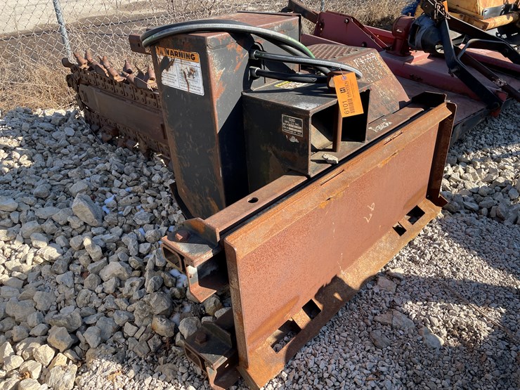 #6101-•-universal-mount-lowe-25c-trencher-image-8